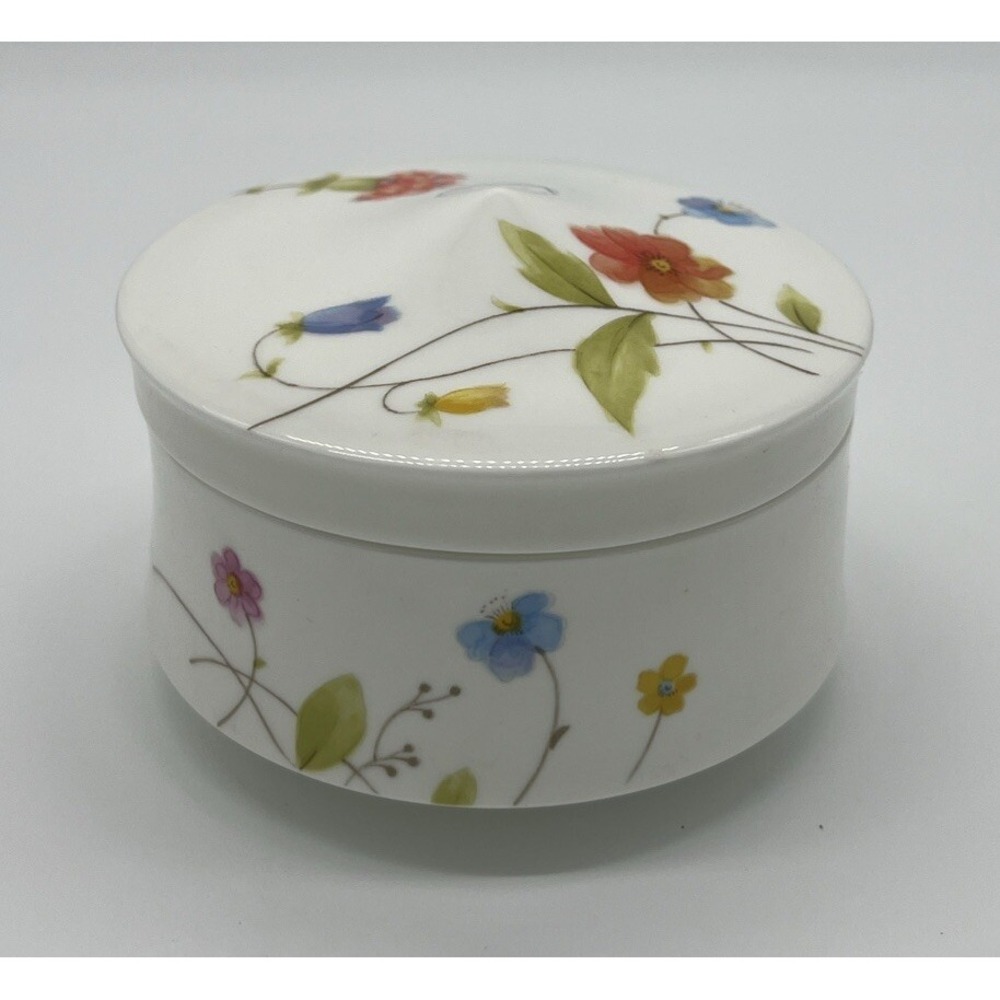 Vtg Mikasa A4-182 Bone China Just Flowers Sugar Bowl Candy Dish with Lid